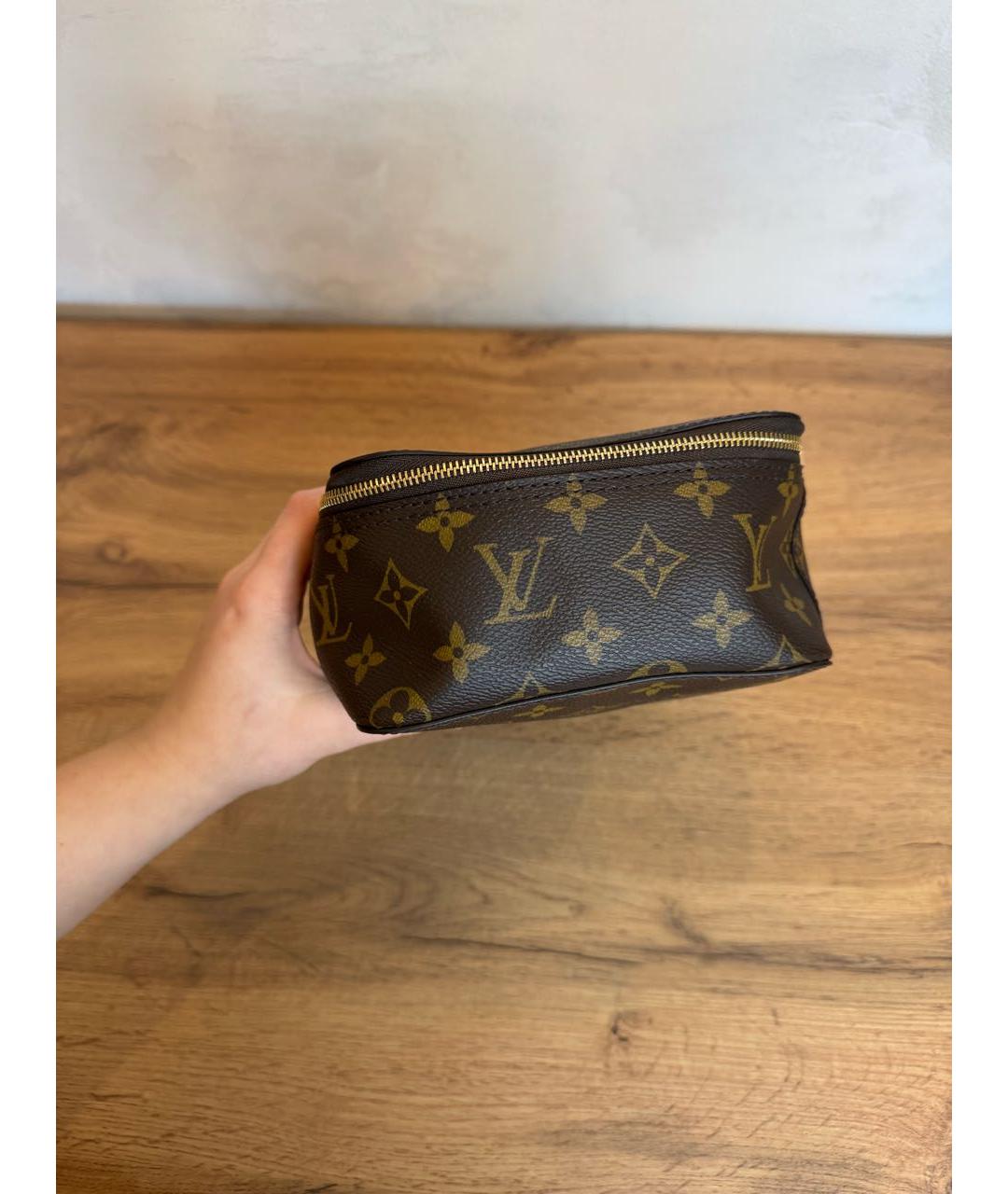 LOUIS VUITTON Коричневая косметичка, фото 3