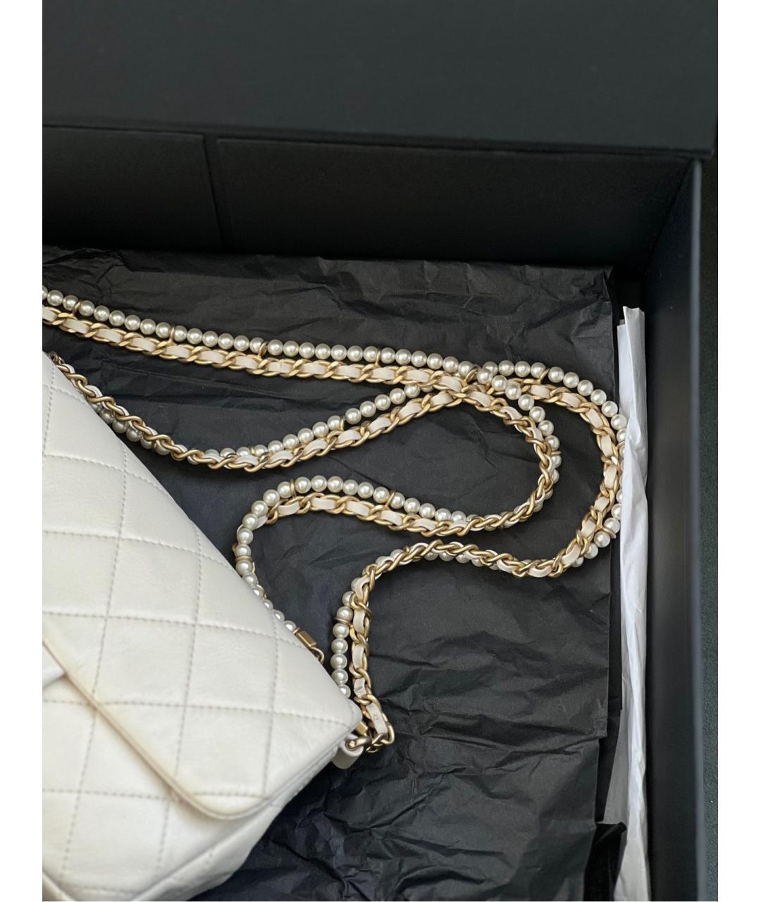 CHANEL Белая кожаная сумка через плечо, фото 7