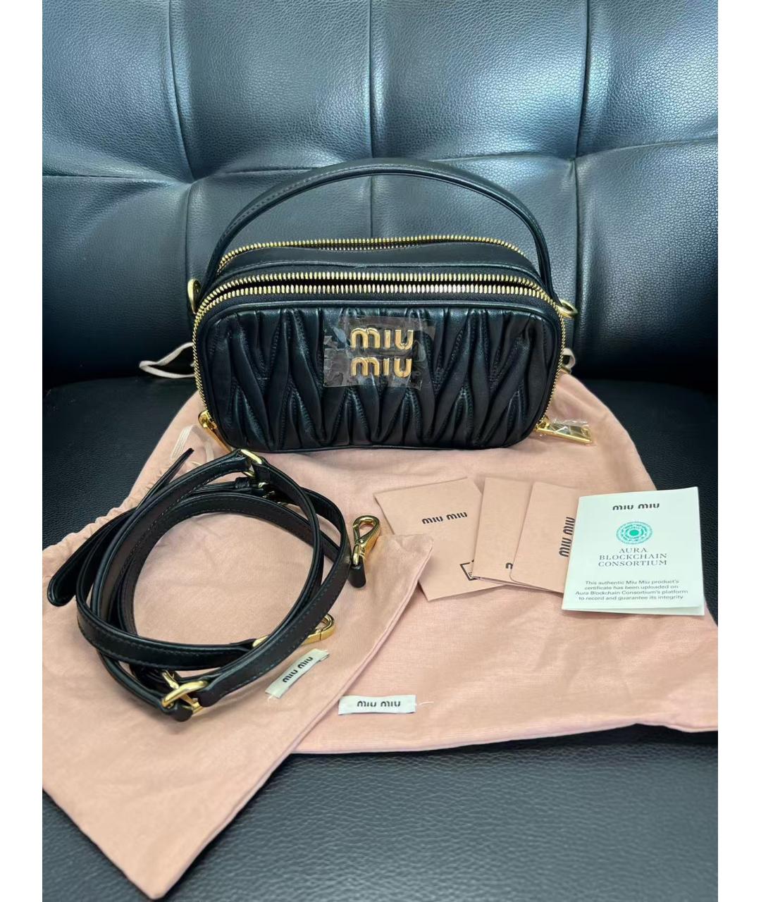 MIU MIU Черная кожаная сумка с короткими ручками, фото 2