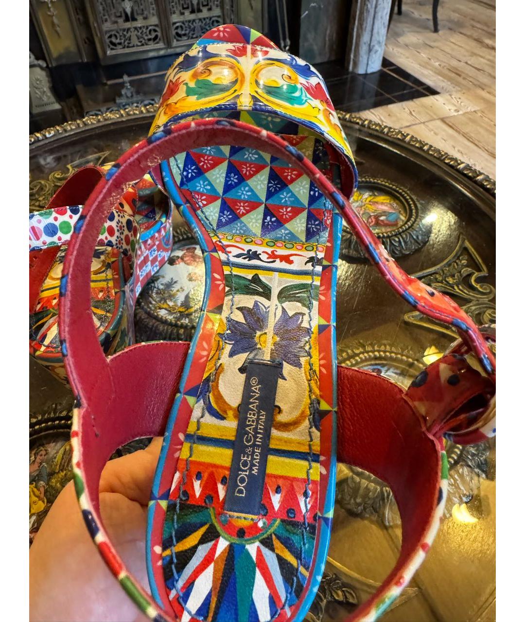 DOLCE&GABBANA Мульти босоножки из лакированной кожи, фото 4