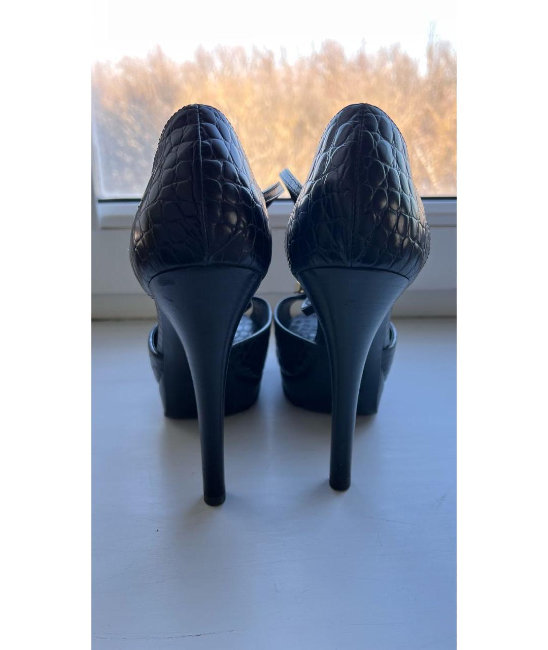 FENDI Черные босоножки из экзотической кожи, фото 4