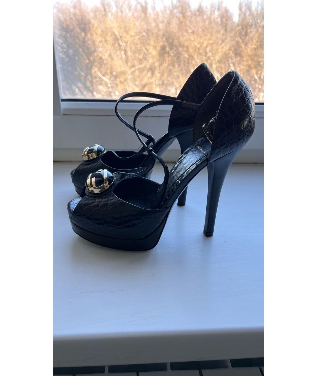 FENDI Черные босоножки из экзотической кожи, фото 6