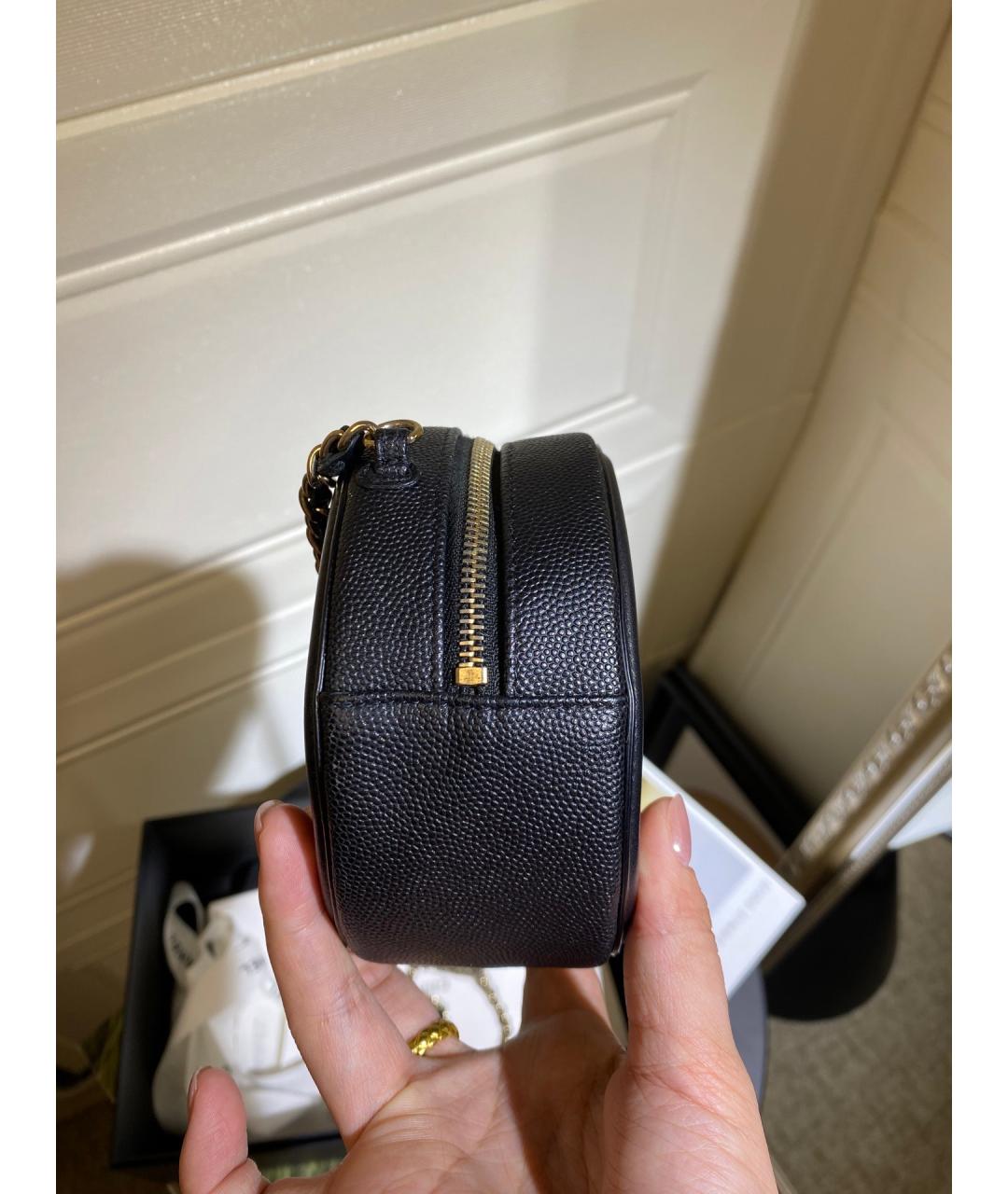 CHANEL Черная кожаная сумка через плечо, фото 4