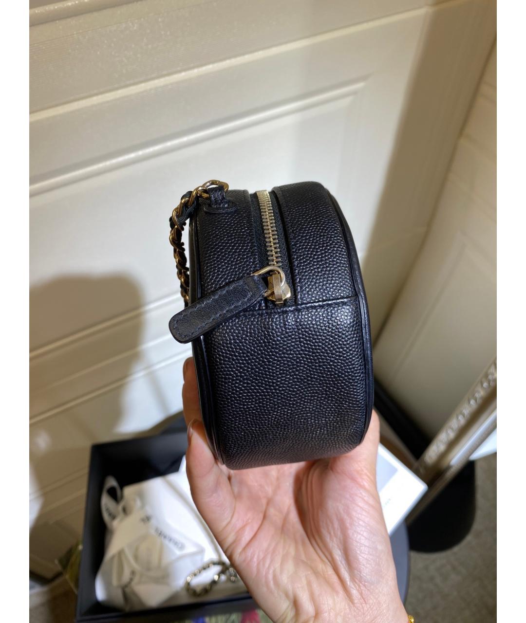 CHANEL Черная кожаная сумка через плечо, фото 3