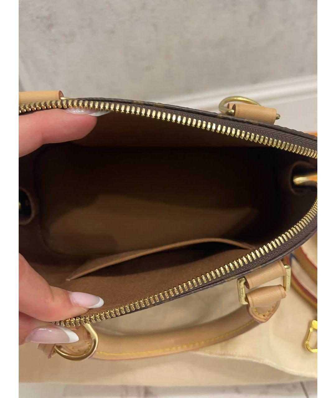 LOUIS VUITTON Коричневая кожаная сумка с короткими ручками, фото 7