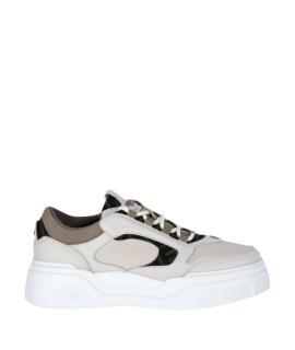 FENDI Низкие кроссовки / кеды