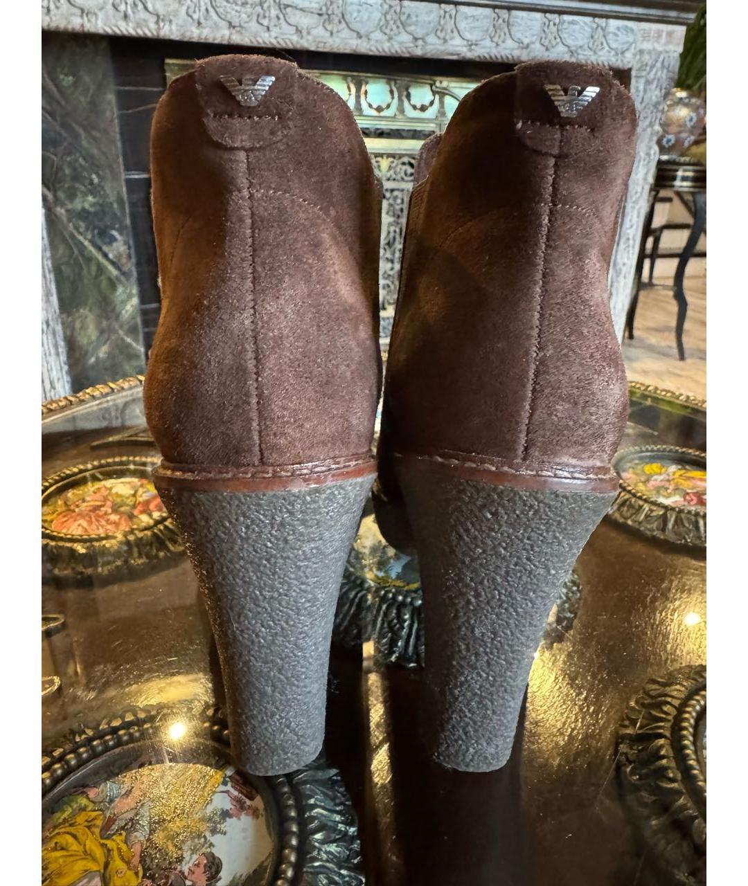 EMPORIO ARMANI Коричневые замшевые ботильоны, фото 4