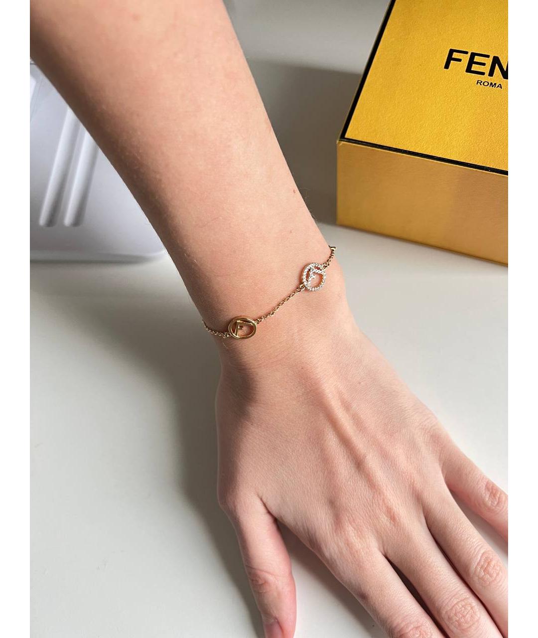FENDI Золотой металлический браслет, фото 3