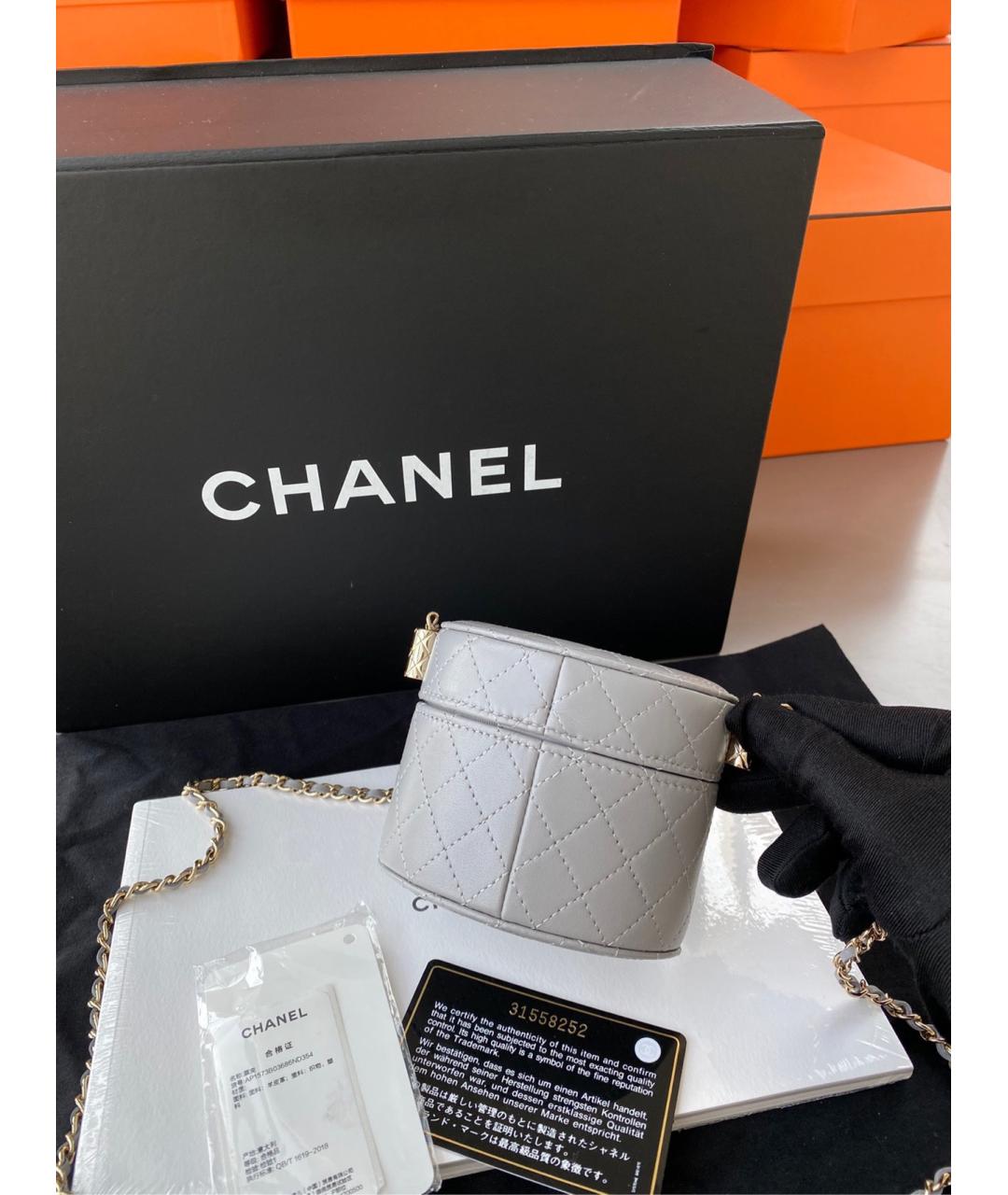 CHANEL Серая кожаная сумка через плечо, фото 2