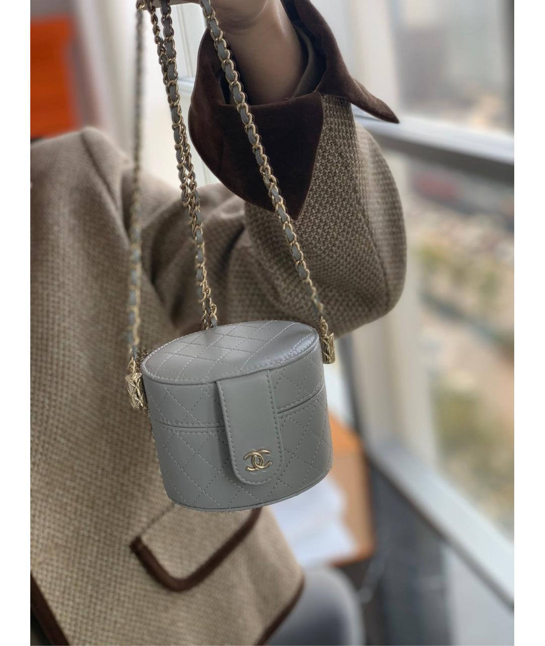 CHANEL Серая кожаная сумка через плечо, фото 9