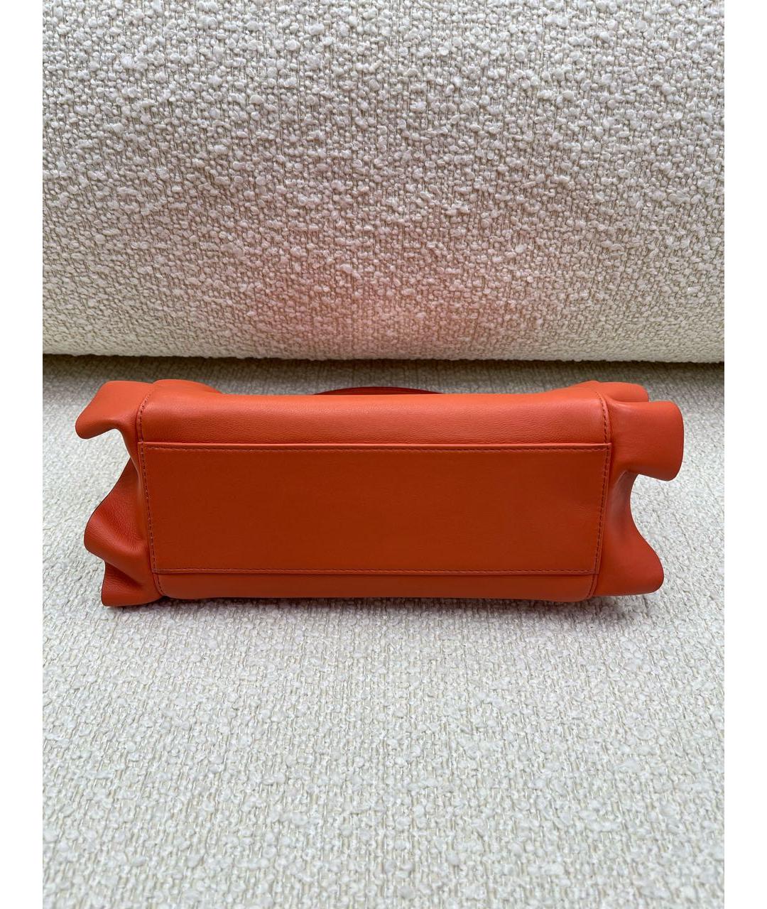 FENDI Оранжевая сумка с короткими ручками из лакированной кожи, фото 6