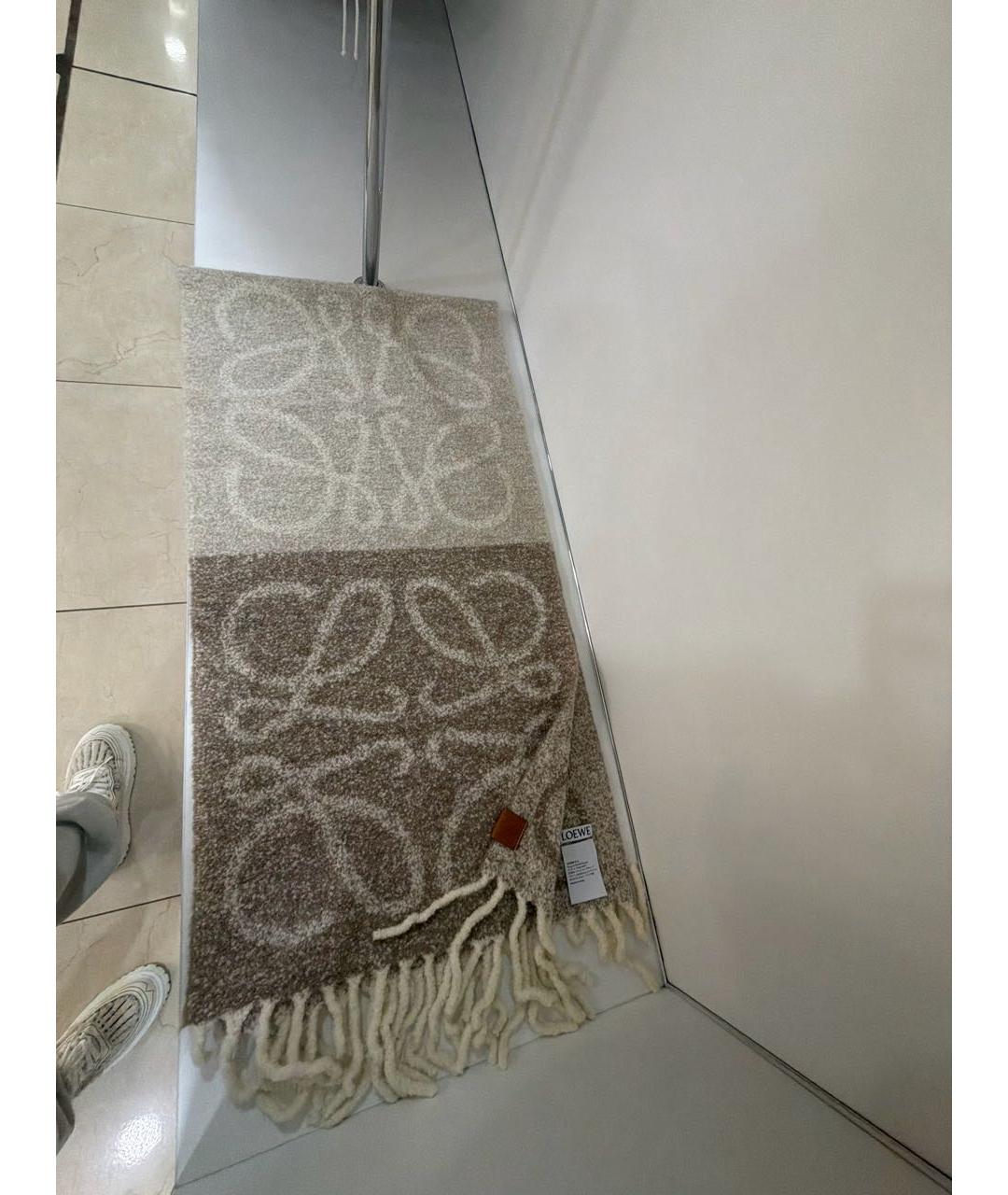 LOEWE Бежевый шерстяной шарф, фото 2