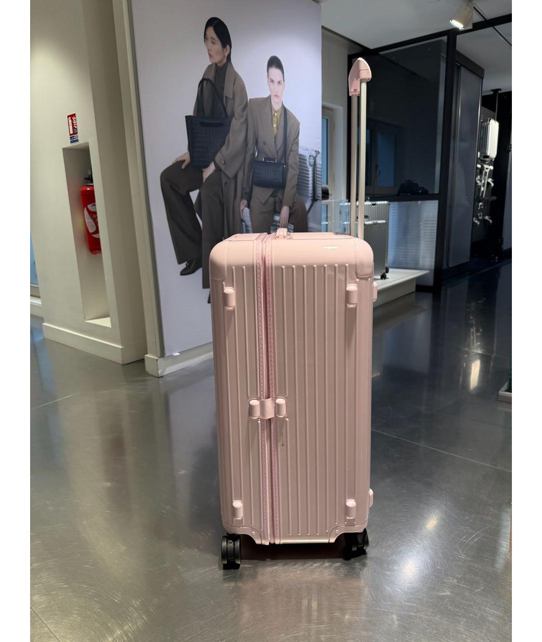 Rimowa Розовый чемодан, фото 7
