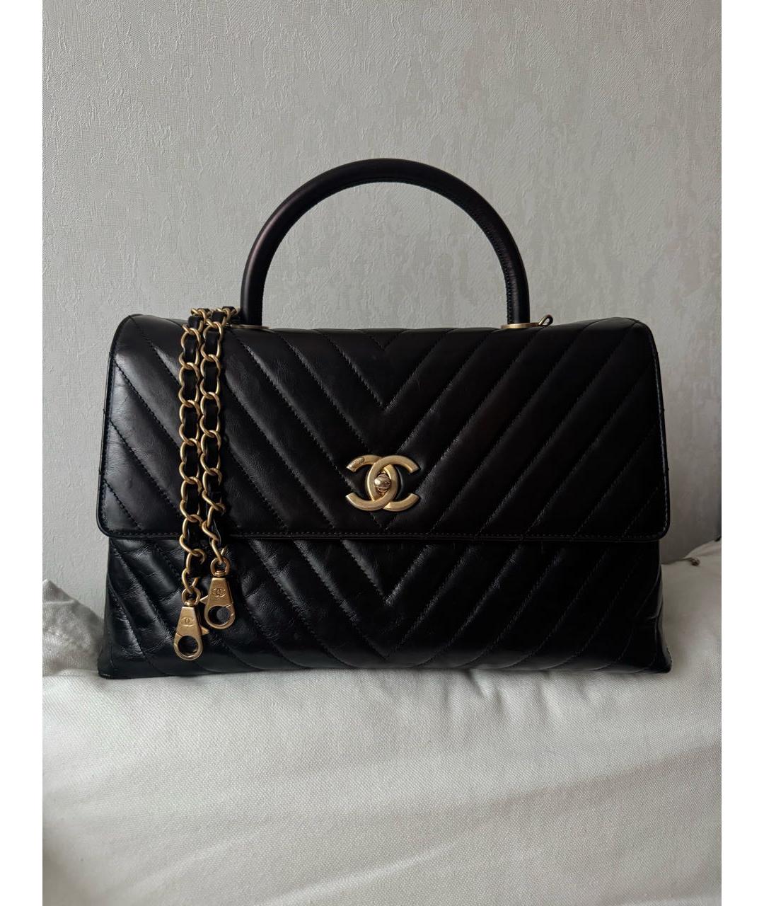 CHANEL Черная кожаная сумка с короткими ручками, фото 9