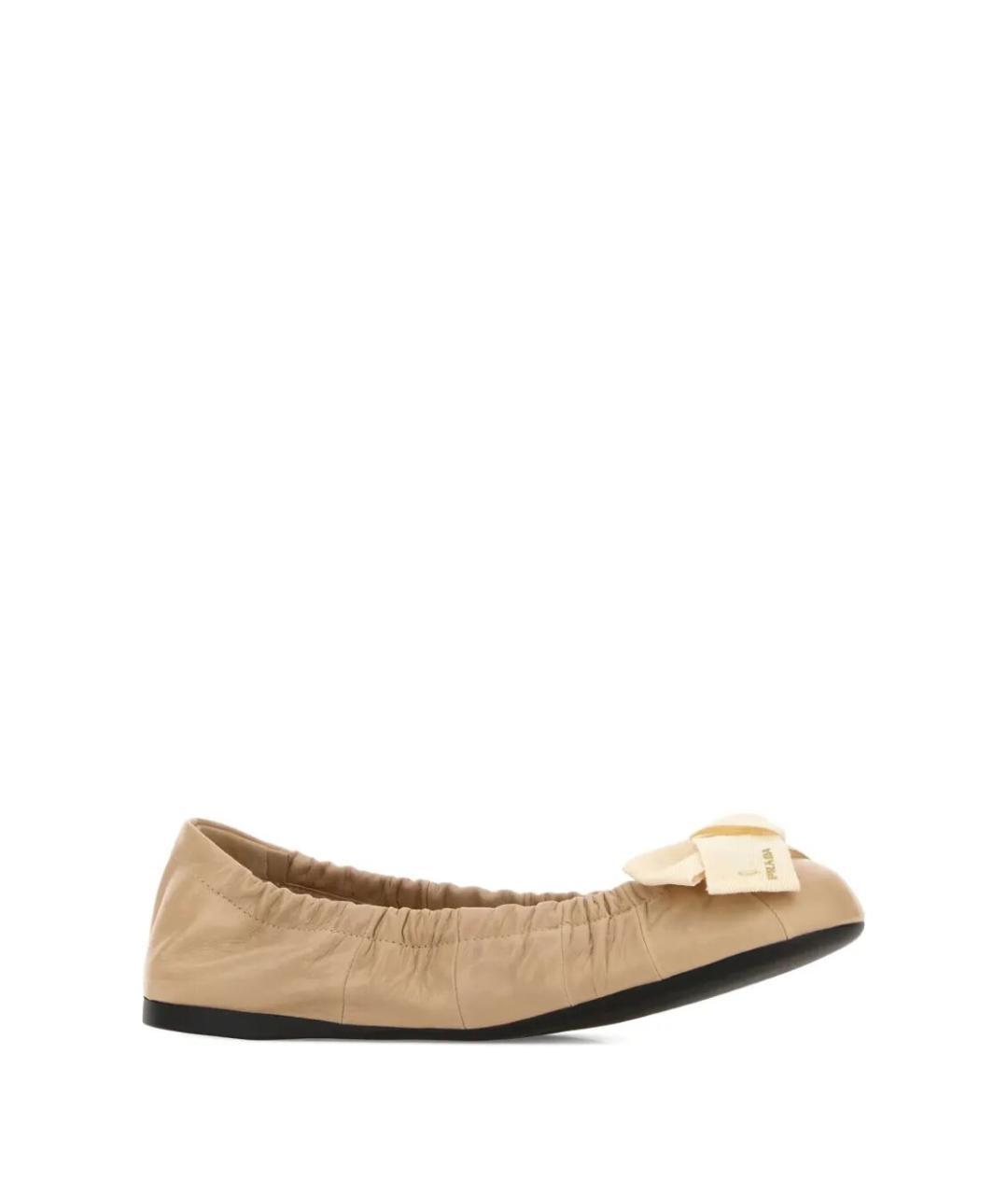 PRADA Бежевые кожаные балетки, фото 2