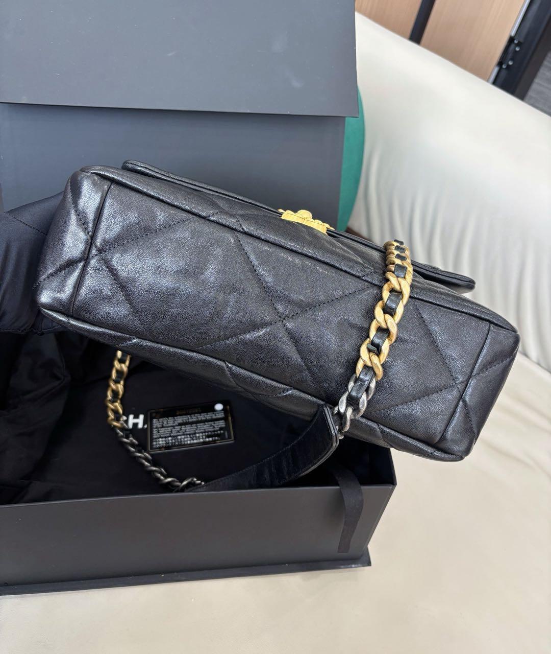 CHANEL Черная кожаная сумка через плечо, фото 5