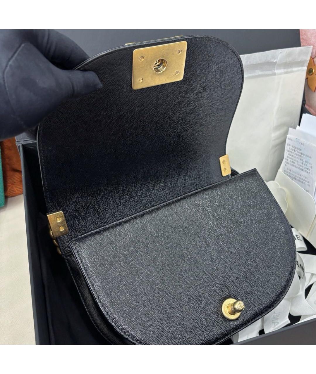 CHANEL Черная кожаная сумка через плечо, фото 6