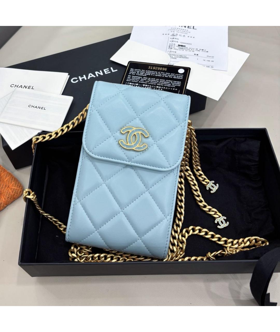 CHANEL Голубая кожаная сумка через плечо, фото 2