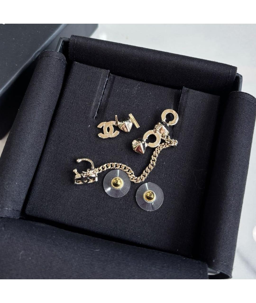 CHANEL Золотые металлические серьги, фото 5