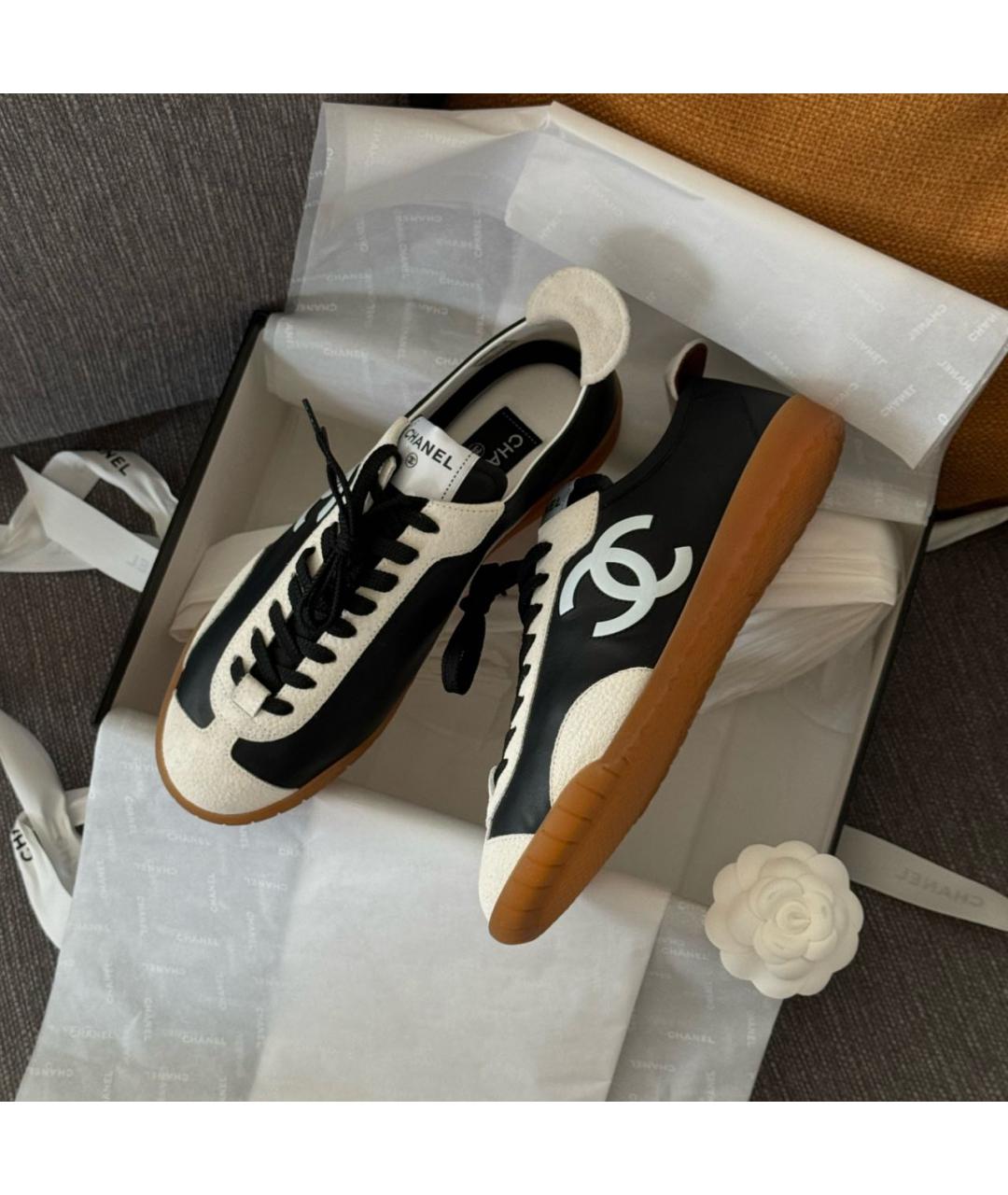 CHANEL Черные кожаные кеды, фото 2