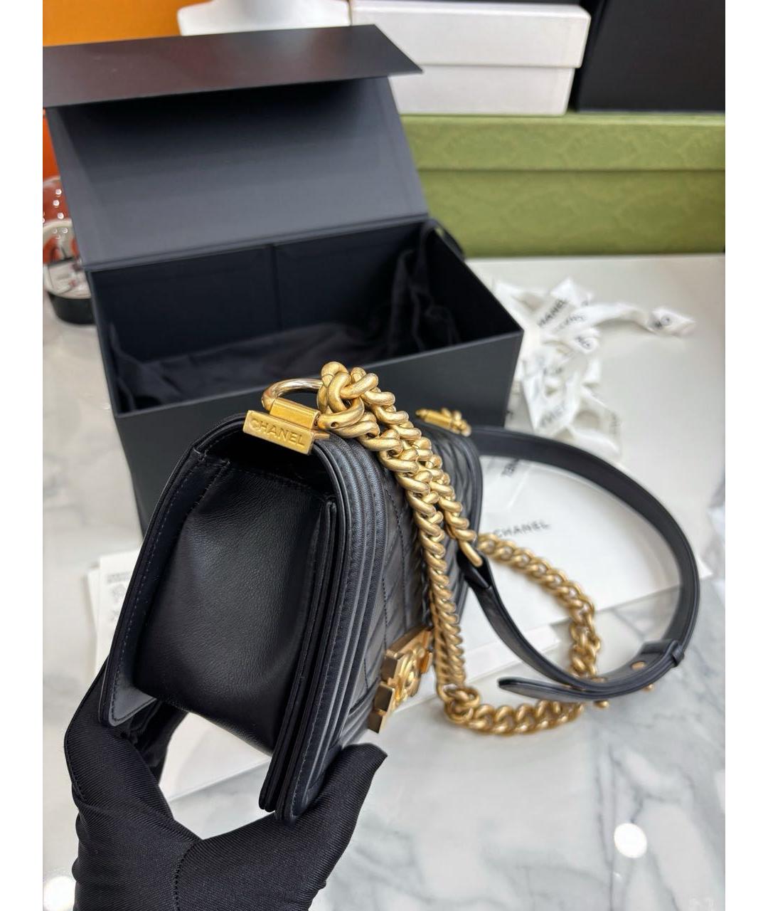CHANEL Черная кожаная сумка через плечо, фото 4
