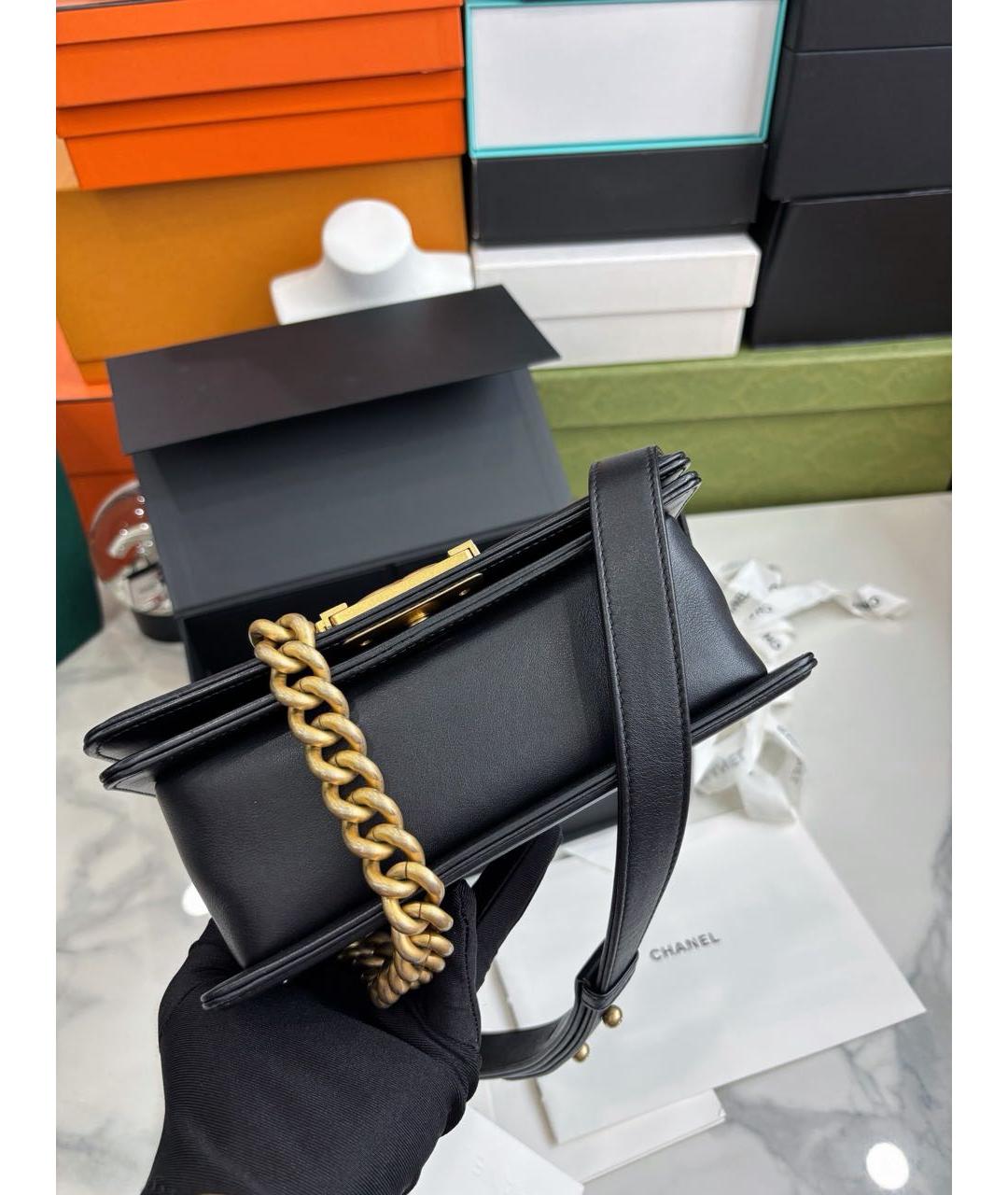 CHANEL Черная кожаная сумка через плечо, фото 5