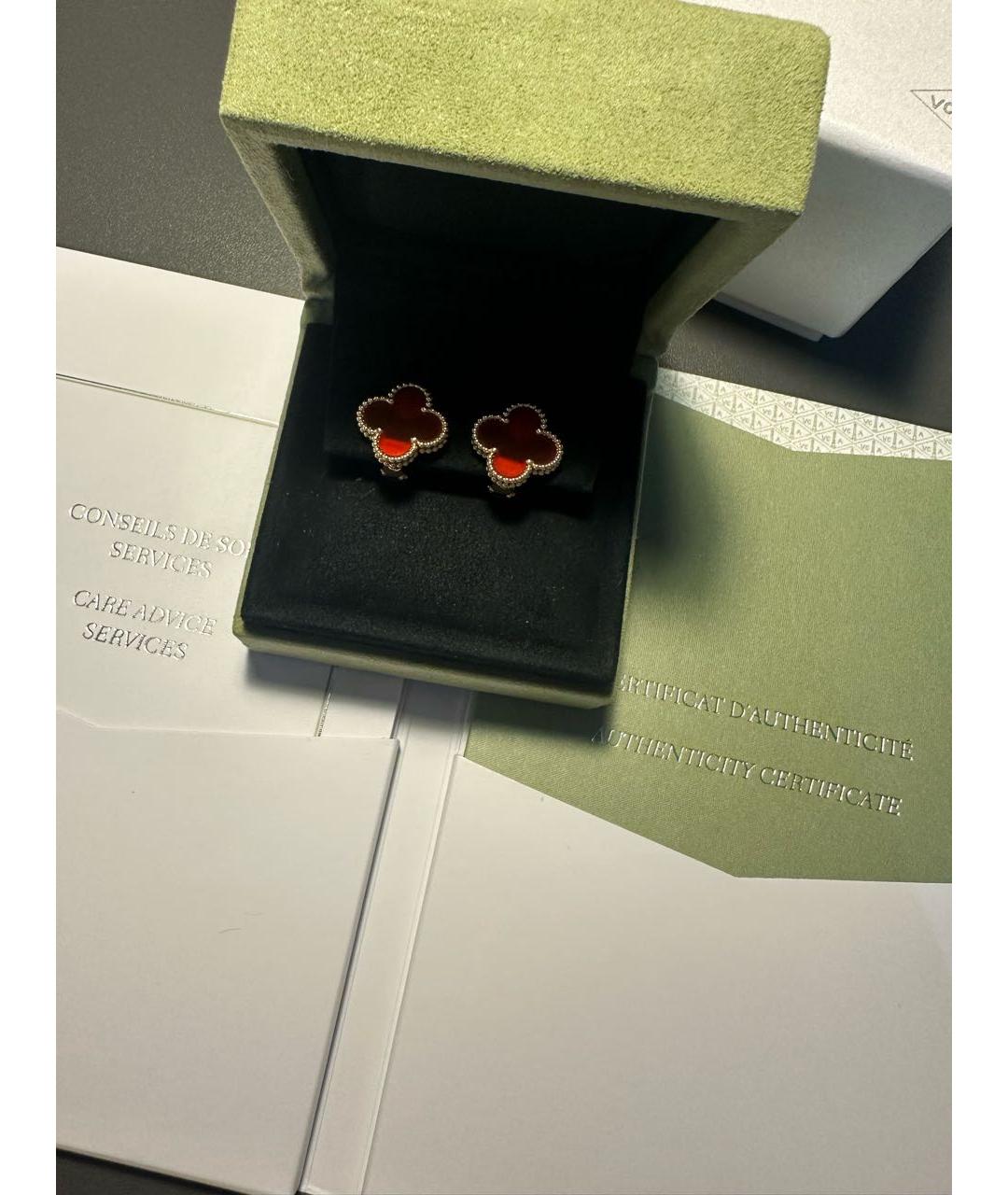 VAN CLEEF & ARPELS Бордовые серьги из желтого золота, фото 5