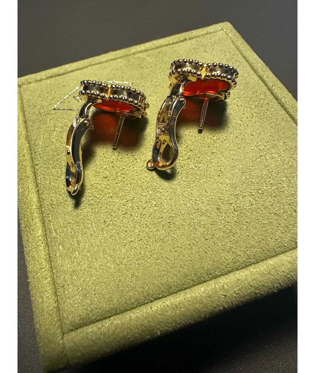 VAN CLEEF & ARPELS Бордовые серьги из желтого золота, фото 3