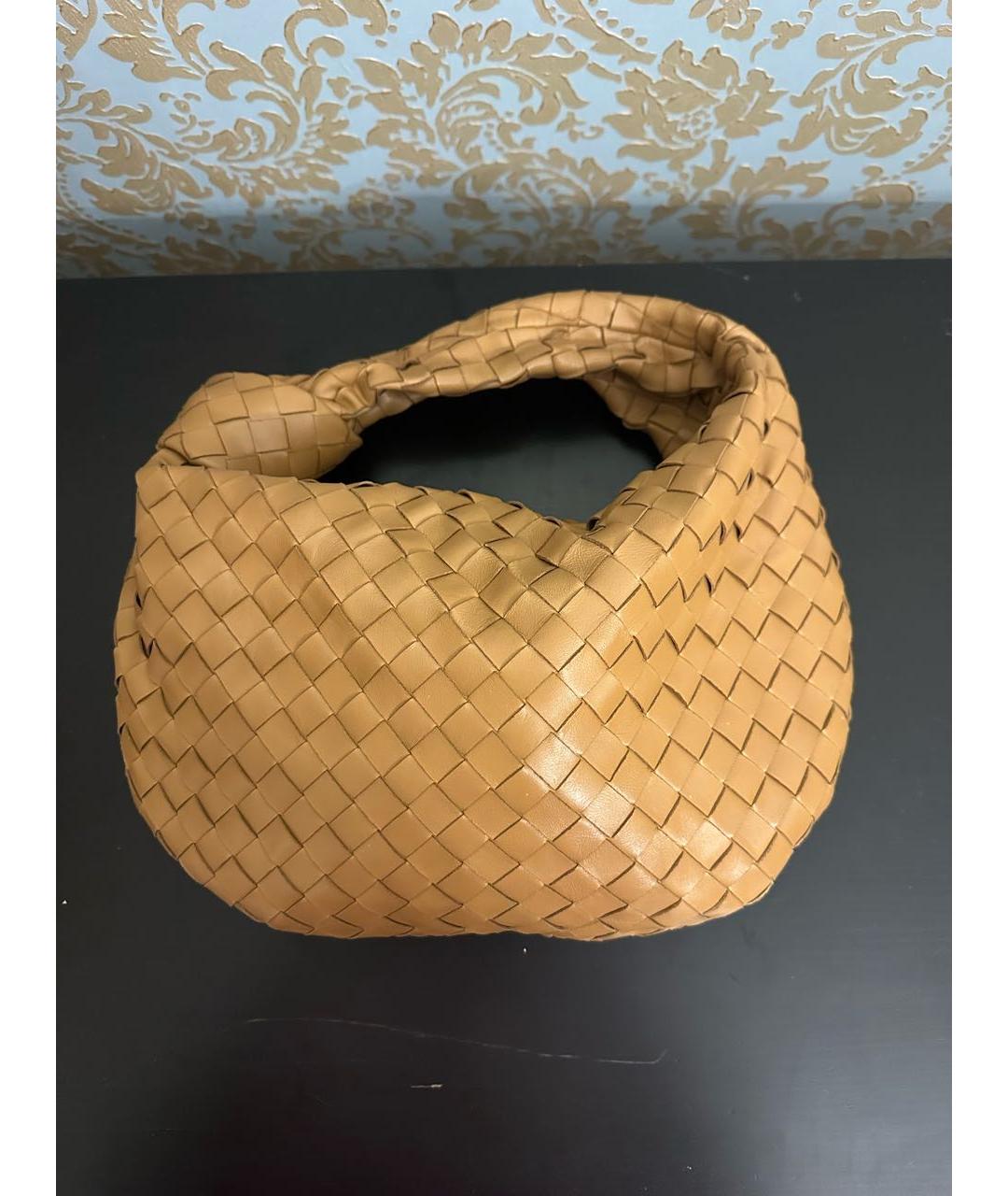 BOTTEGA VENETA Коричневая кожаная сумка с короткими ручками, фото 9