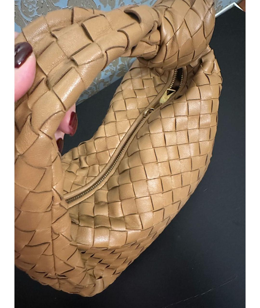 BOTTEGA VENETA Коричневая кожаная сумка с короткими ручками, фото 6