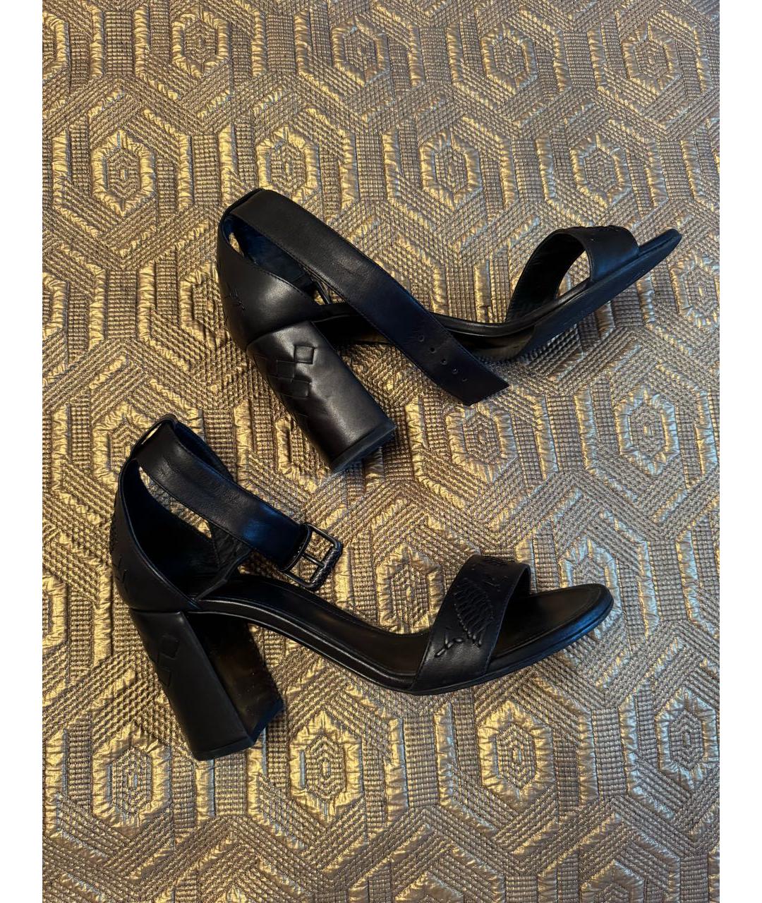 BOTTEGA VENETA Черные кожаные босоножки, фото 9