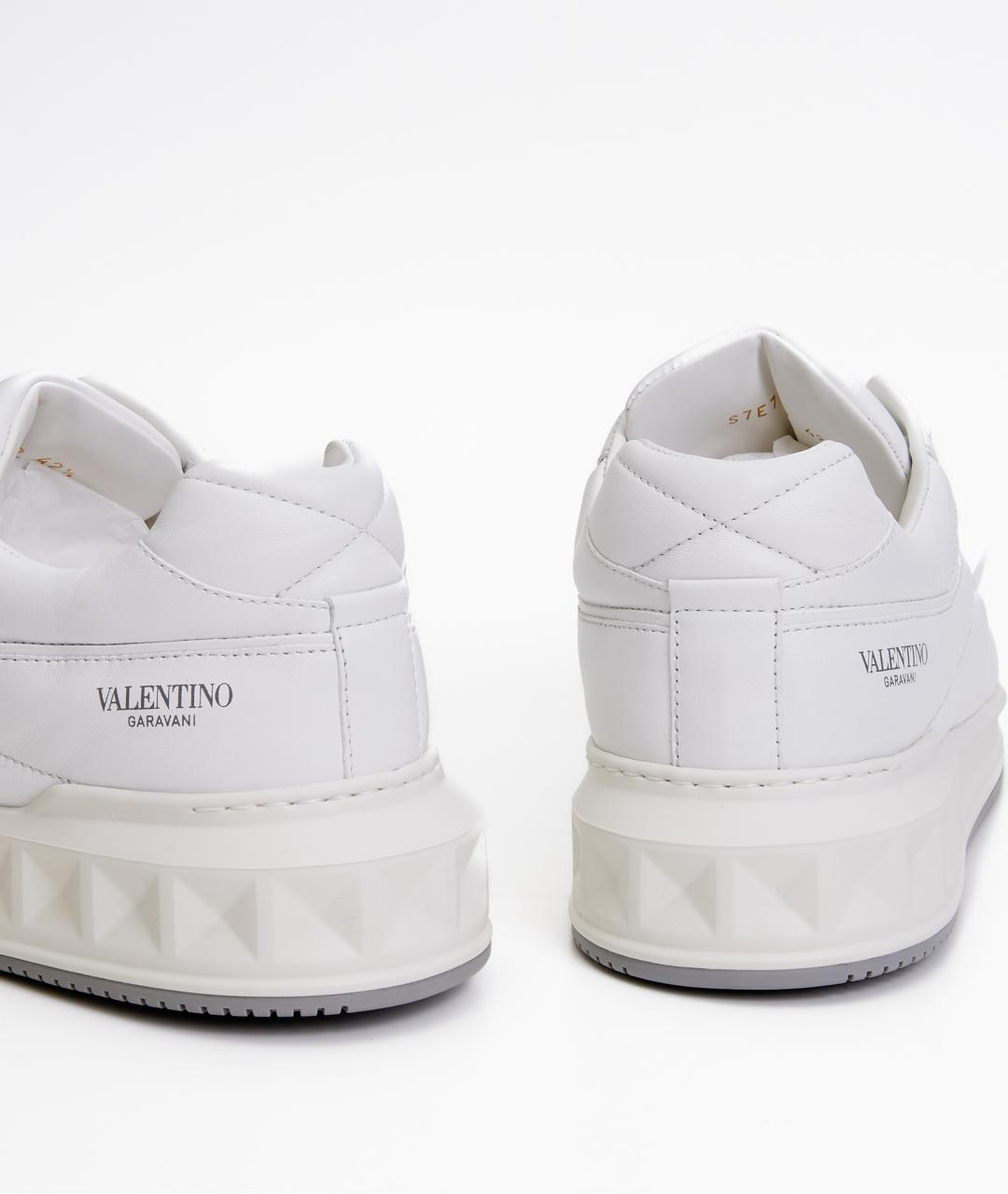 VALENTINO Белые кожаные низкие кроссовки / кеды, фото 3