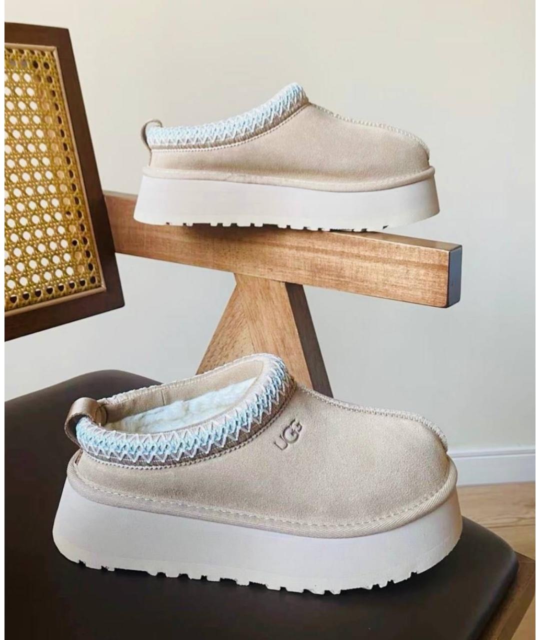 UGG AUSTRALIA Белые замшевые ботинки, фото 4