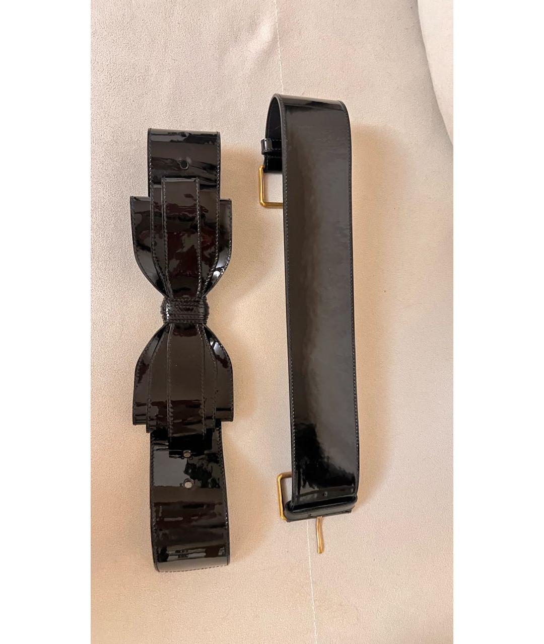 SAINT LAURENT Черный ремень из лакированной кожи, фото 2