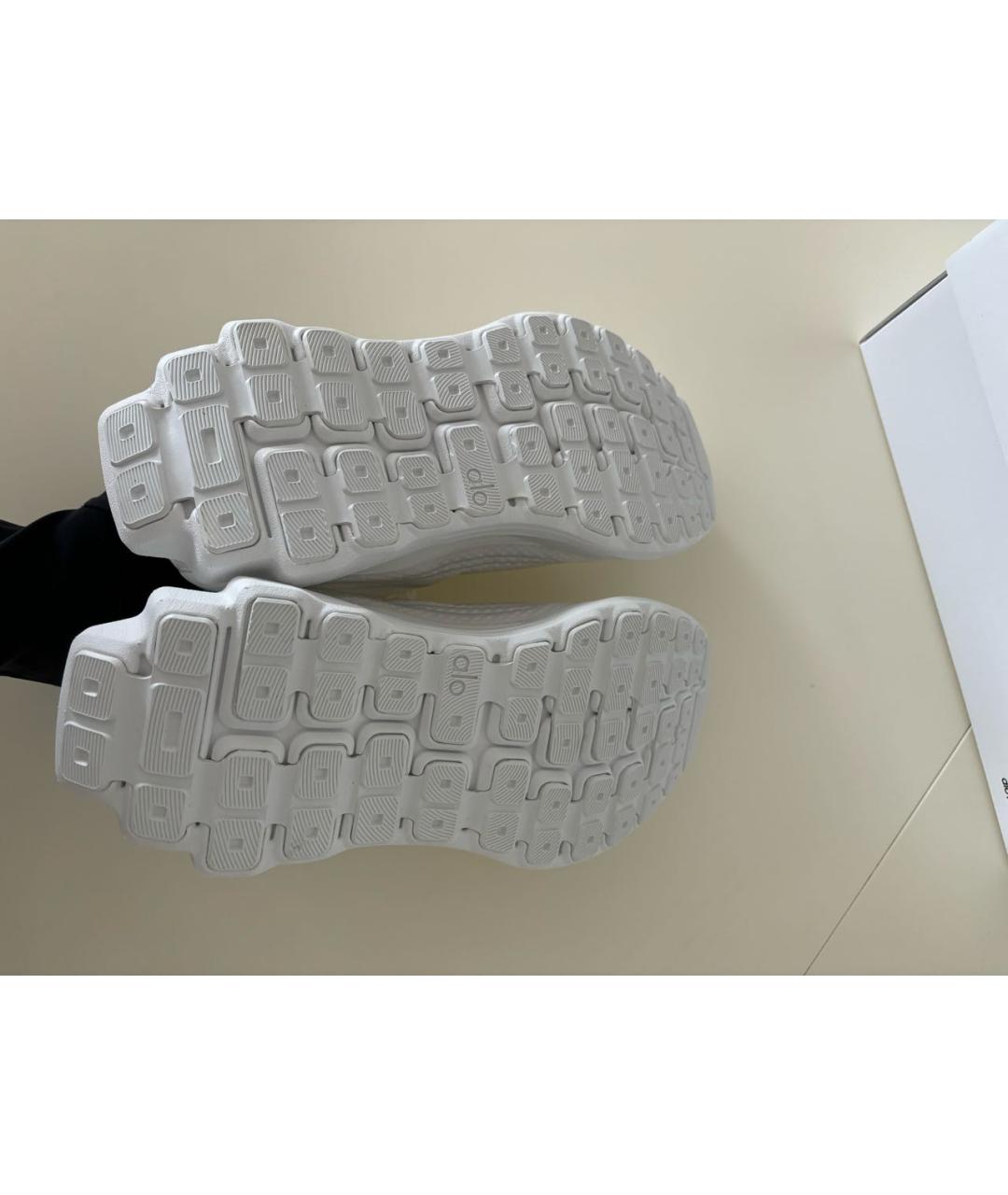 ALO YOGA Белые кроссовки, фото 5