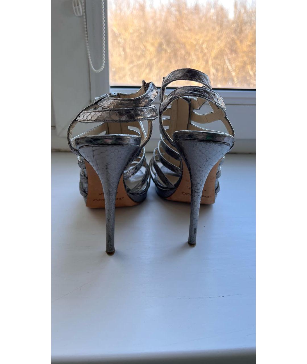 JIMMY CHOO Серебряные кожаные босоножки, фото 4