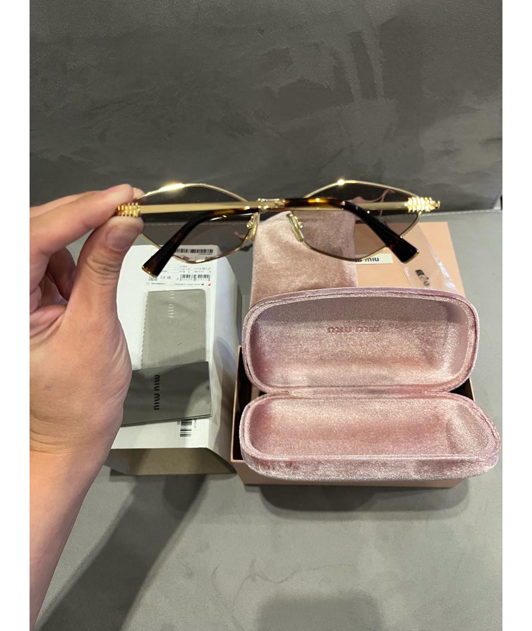 MIU MIU Золотые металлические солнцезащитные очки, фото 5