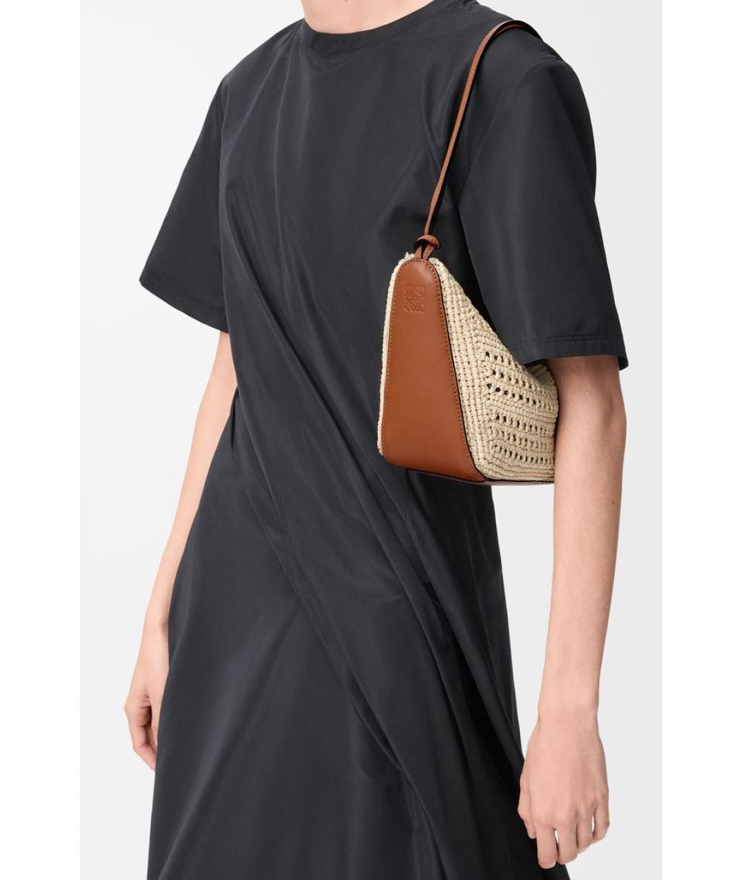 LOEWE Бежевая сумка через плечо, фото 3