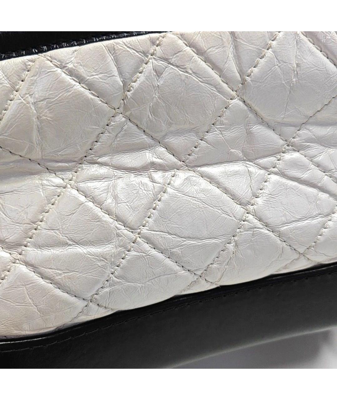 CHANEL Белая кожаная сумка через плечо, фото 5