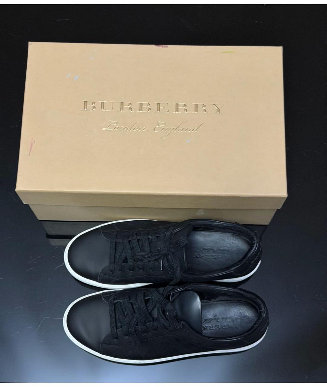 BURBERRY Черные кожаные лодочки на низком каблуке, фото 3