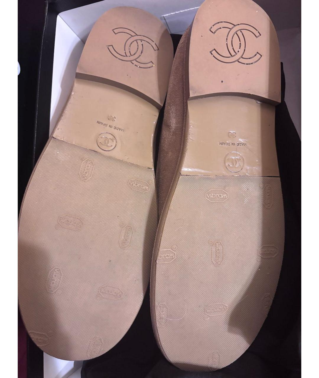 CHANEL Бежевые замшевые лоферы, фото 8