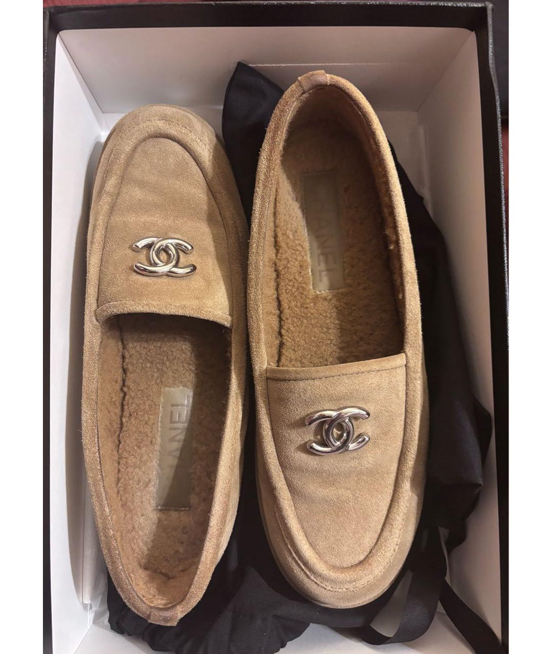 CHANEL Бежевые замшевые лоферы, фото 3