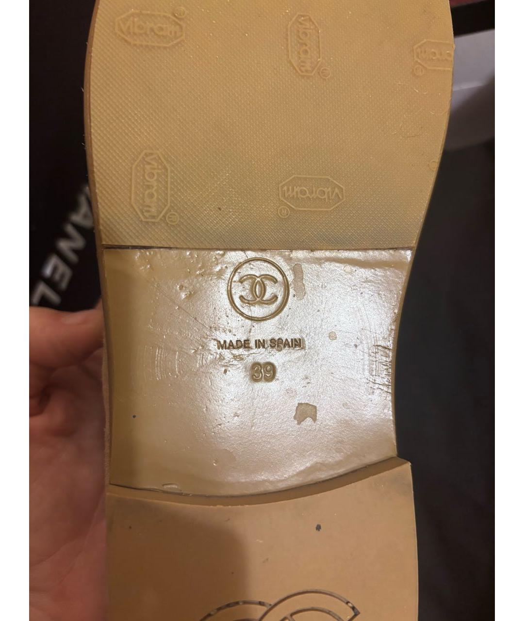 CHANEL Бежевые замшевые лоферы, фото 7