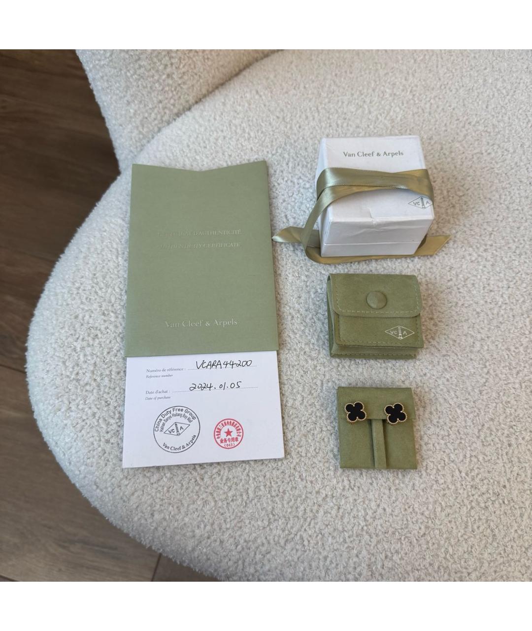 VAN CLEEF & ARPELS Черные серьги из розового золота, фото 3