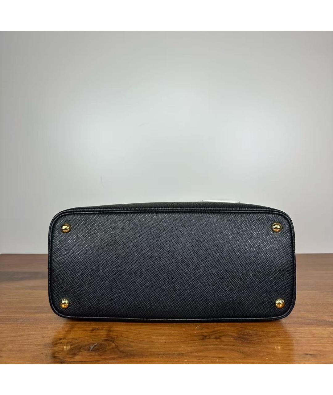 PRADA Черная кожаная сумка через плечо, фото 5