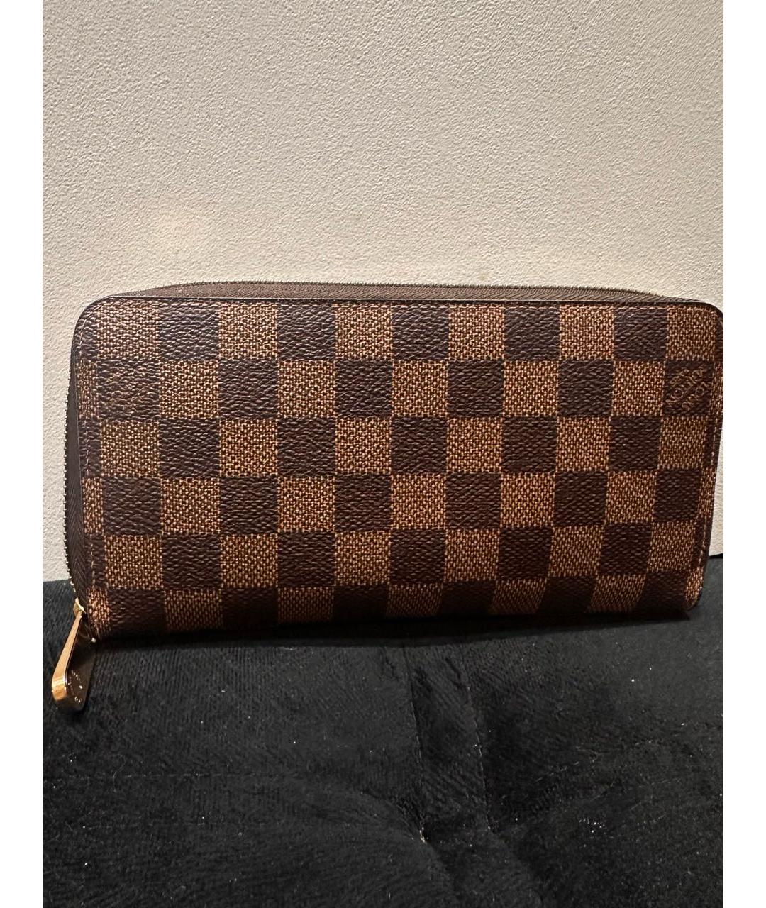 LOUIS VUITTON Коричневый кошелек, фото 2