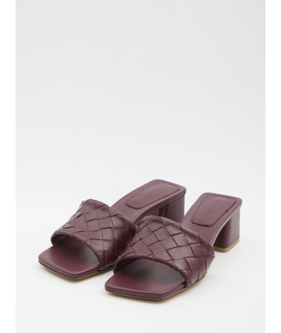 BOTTEGA VENETA Бордовые кожаные мюли, фото 2