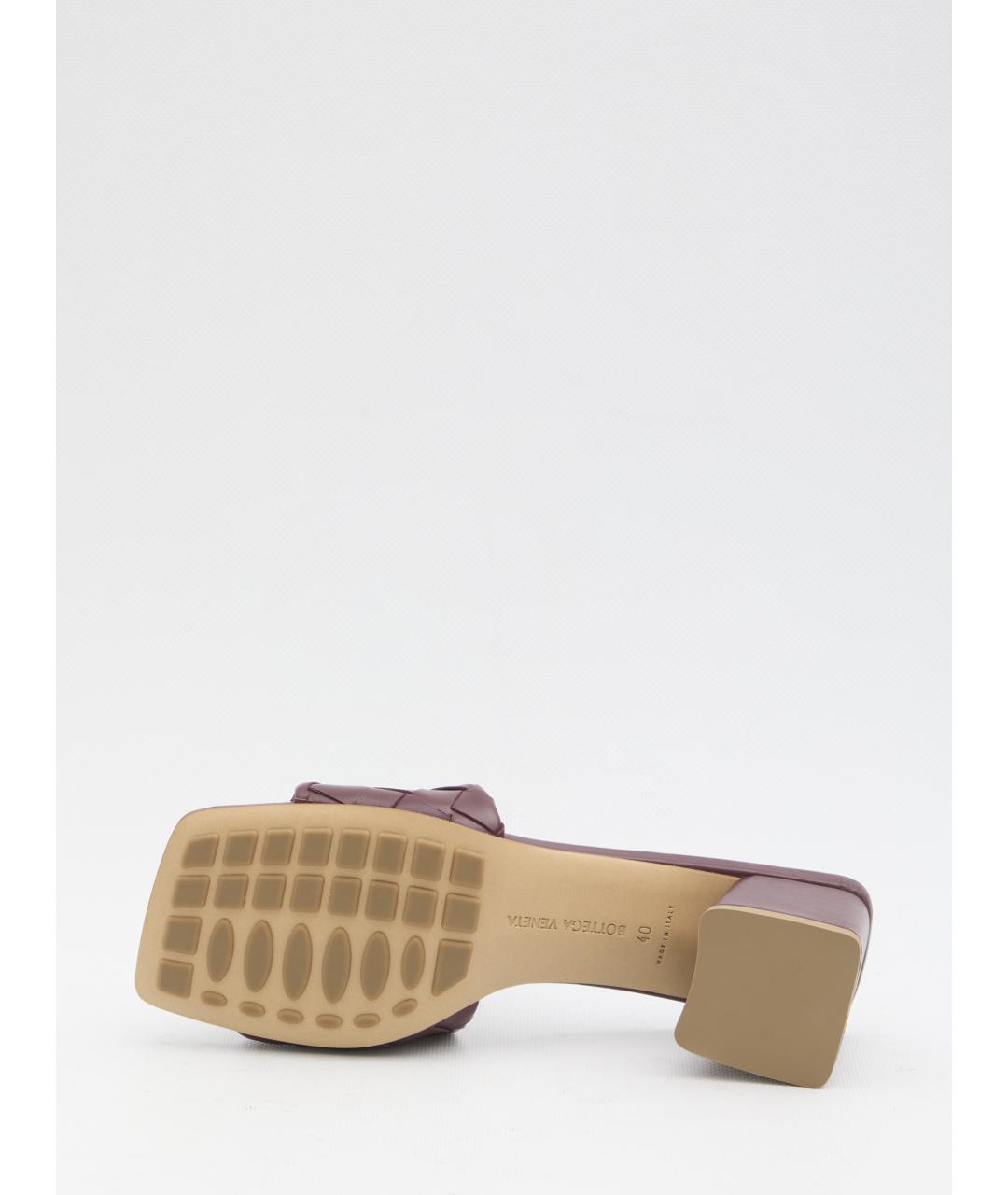 BOTTEGA VENETA Бордовые кожаные мюли, фото 4