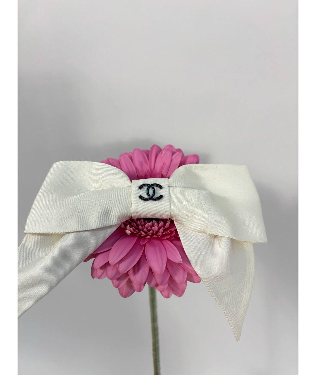 CHANEL Белая заколка, фото 3