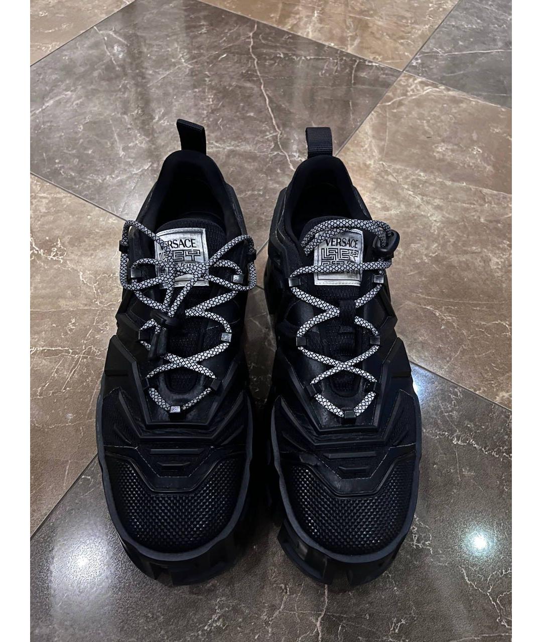 VERSACE Черные кожаные низкие ботинки, фото 2